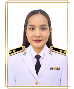 นางสาวกมลวรรณ ปรางทอง