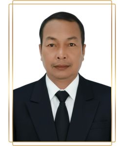 นายชัยวัฒน์ ไข่ทอง