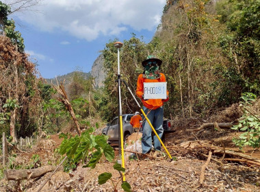 นิคมสหกรณ์ทับเสลา เดินหน้าสำรวจพิกัดวงรอบกันเขต ... พารามิเตอร์รูปภาพ 15