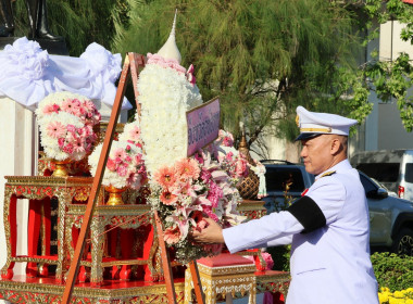 ร่วมพิธีวางพวงมาลาถวายราชสักการะ ... พารามิเตอร์รูปภาพ 2
