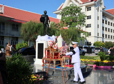 ร่วมพิธีวางพวงมาลาถวายราชสักการะ ... พารามิเตอร์รูปภาพ 3