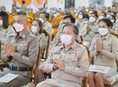 ร่วมพิธีเจริญพระพุทธมนต์เฉลิมพระเกียรติ ... พารามิเตอร์รูปภาพ 8